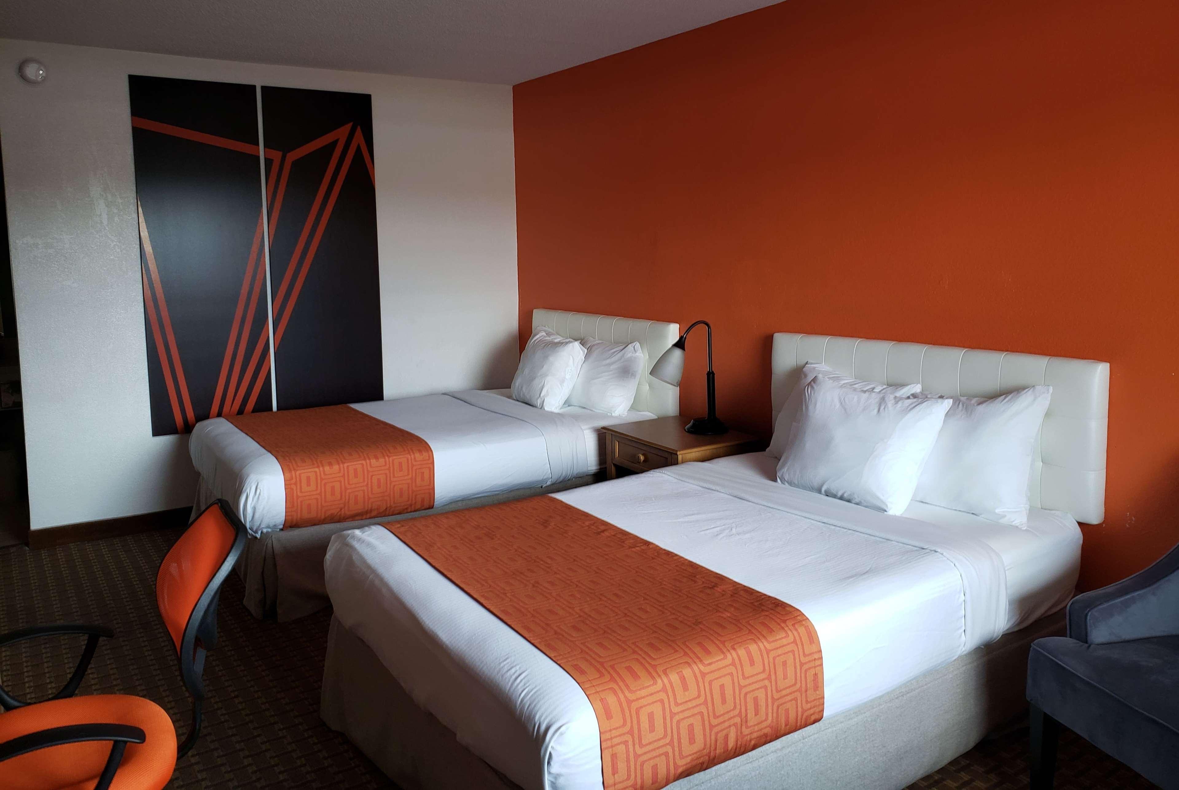 Howard Johnson By Wyndham Virginia Beach Exterior photo