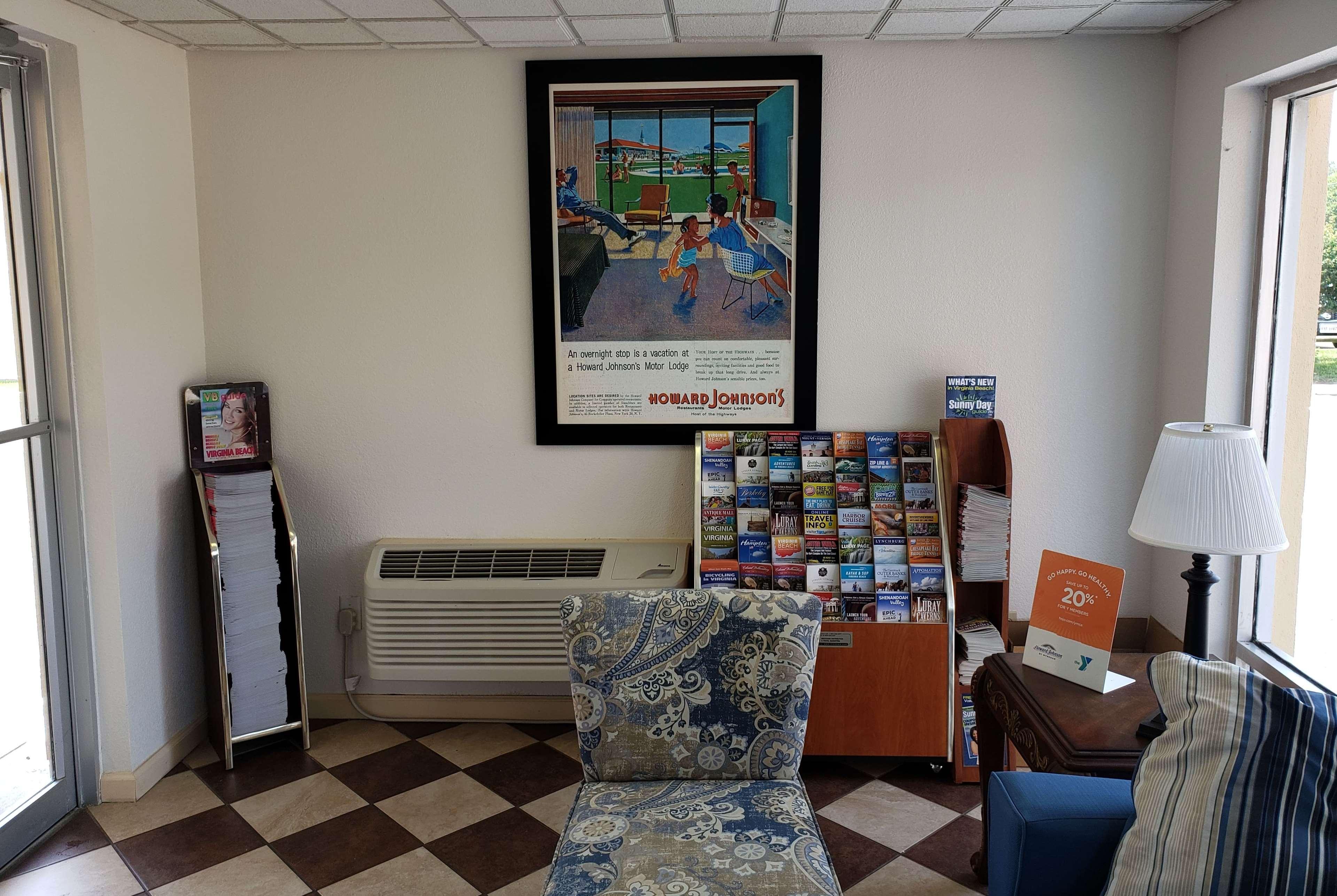Howard Johnson By Wyndham Virginia Beach Exterior photo