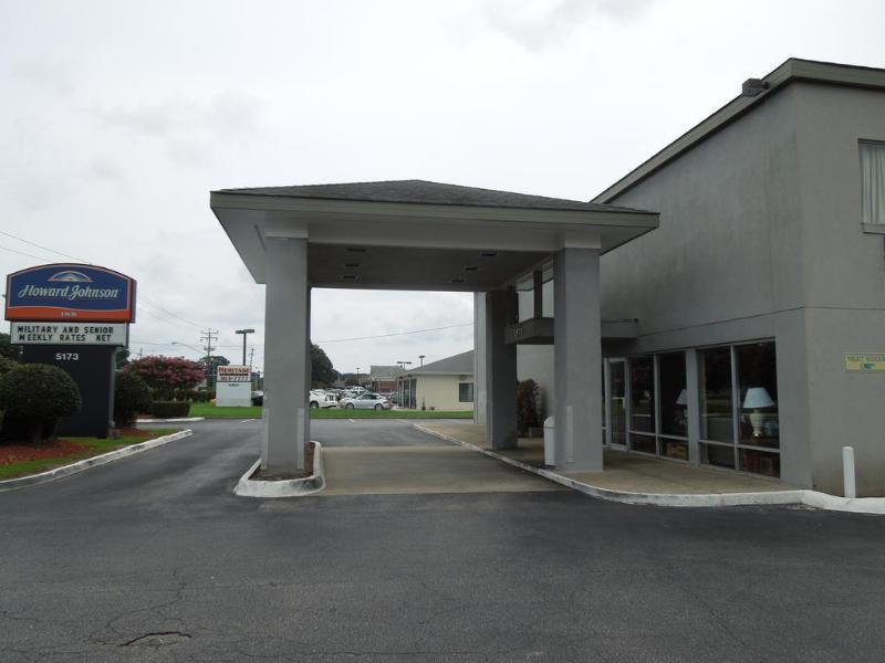 Howard Johnson By Wyndham Virginia Beach Exterior photo