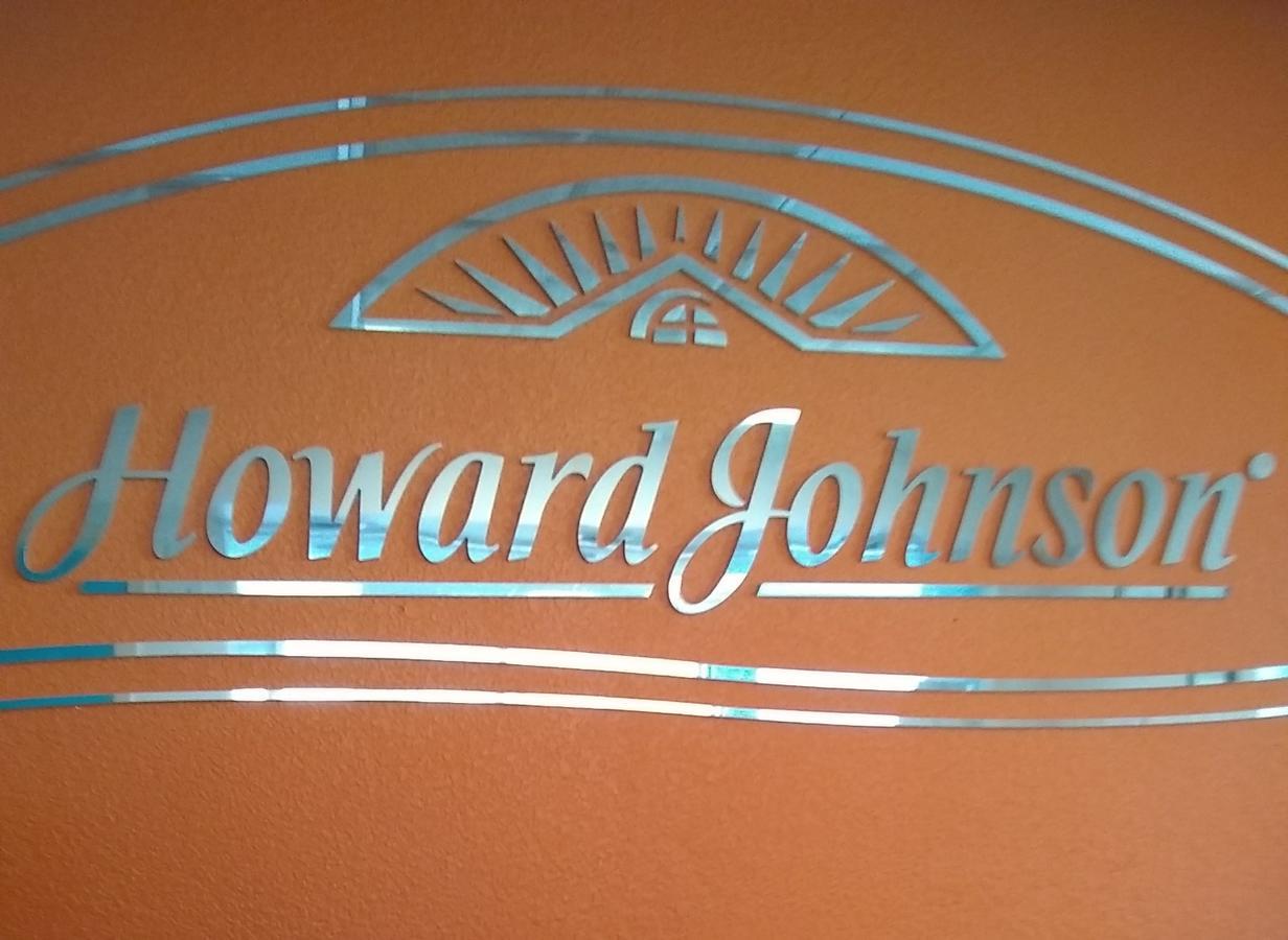 Howard Johnson By Wyndham Virginia Beach Exterior photo